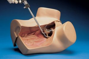 Profissional utilizando simulador s504